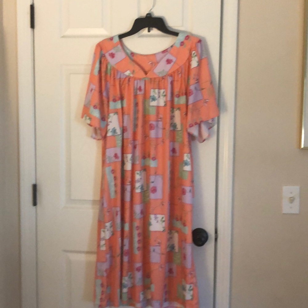 Soft and silky Moomoo Slipover Robe